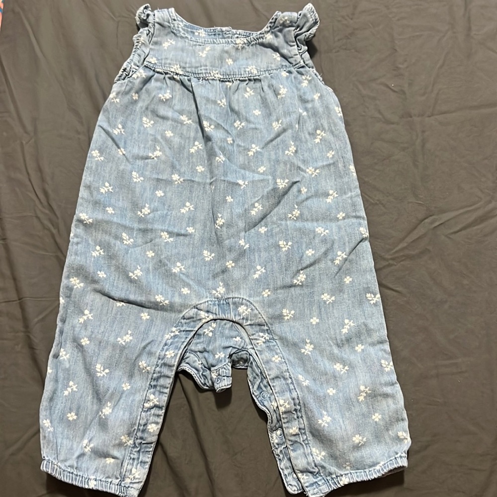Baby gap romper